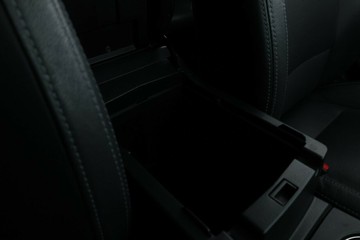 https://vehicle-cdn.autoleague.cloud/30351_61038233_21.jpg