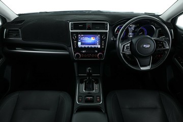 https://vehicle-cdn.autoleague.cloud/30351_61038233_26.jpg