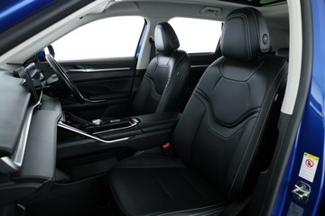 https://vehicle-cdn.autoleague.cloud/30351_61038246_28.jpg
