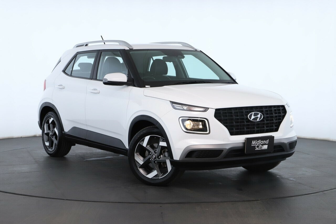 Hyundai Venue image 1