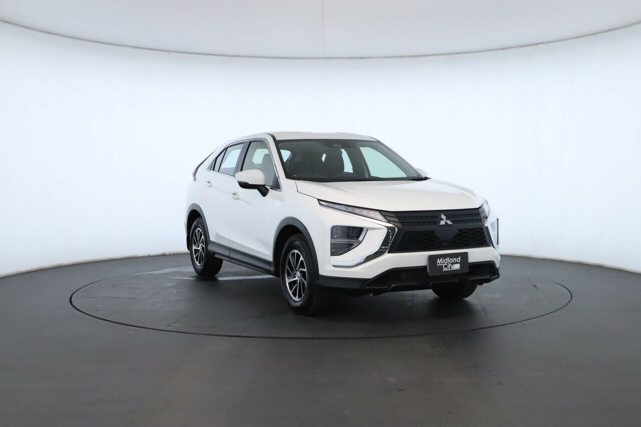 Mitsubishi Eclipse Cross image 4