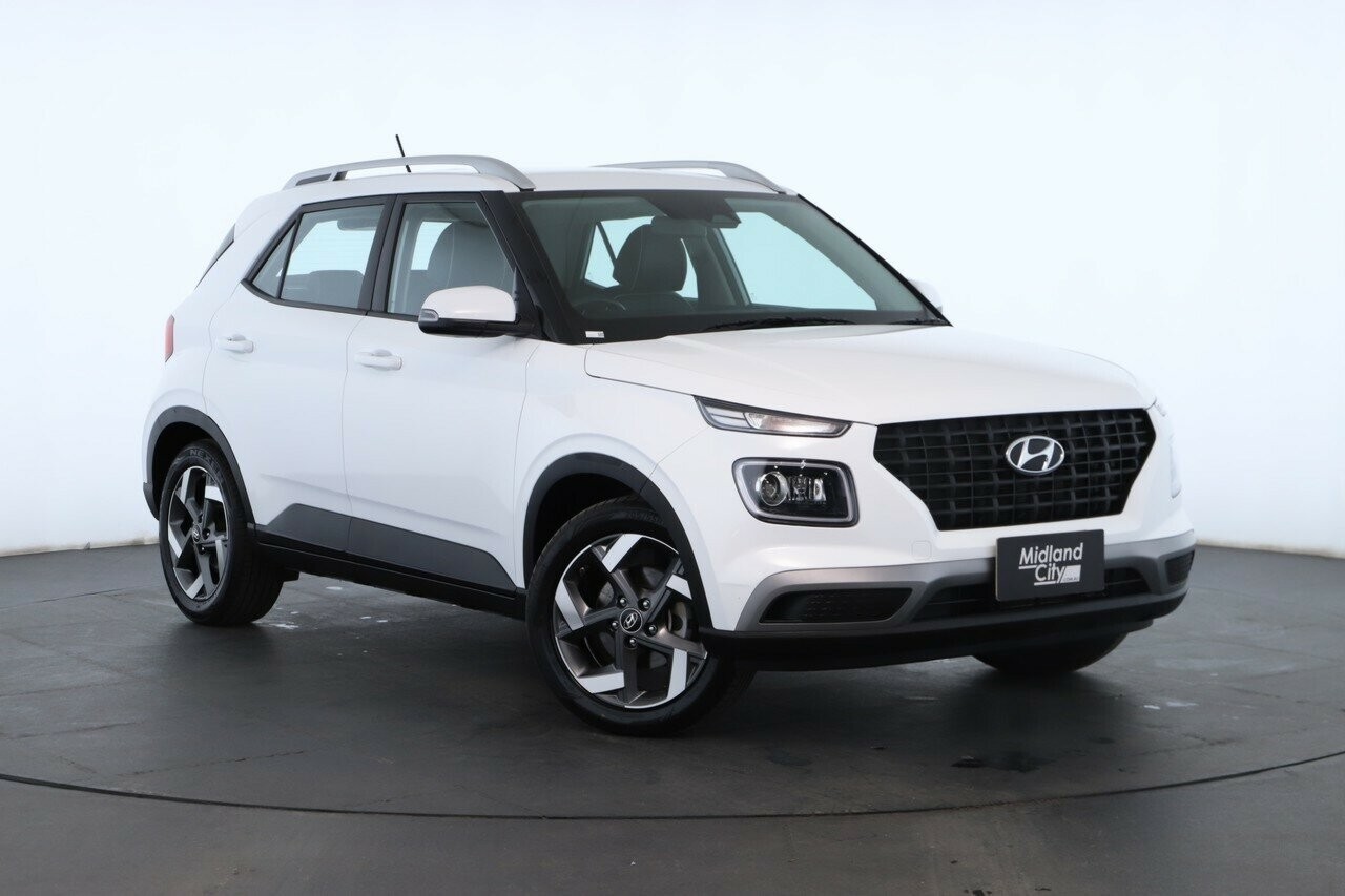 Hyundai Venue image 1