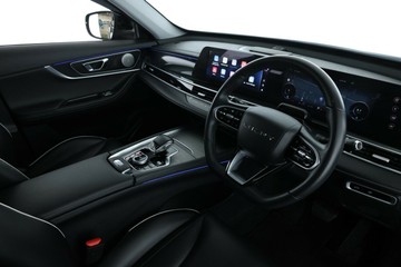 https://vehicle-cdn.autoleague.cloud/30351_61038314_20.jpg