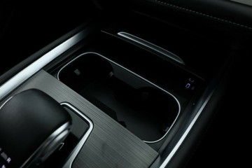 https://vehicle-cdn.autoleague.cloud/30351_61038314_27.jpg