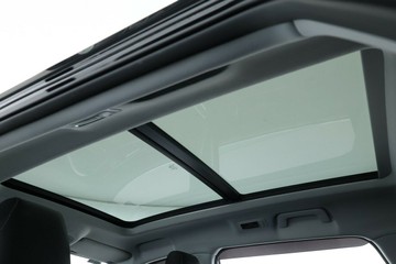 https://vehicle-cdn.autoleague.cloud/30351_61038314_34.jpg