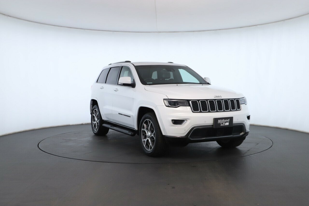 Jeep Grand Cherokee image 4