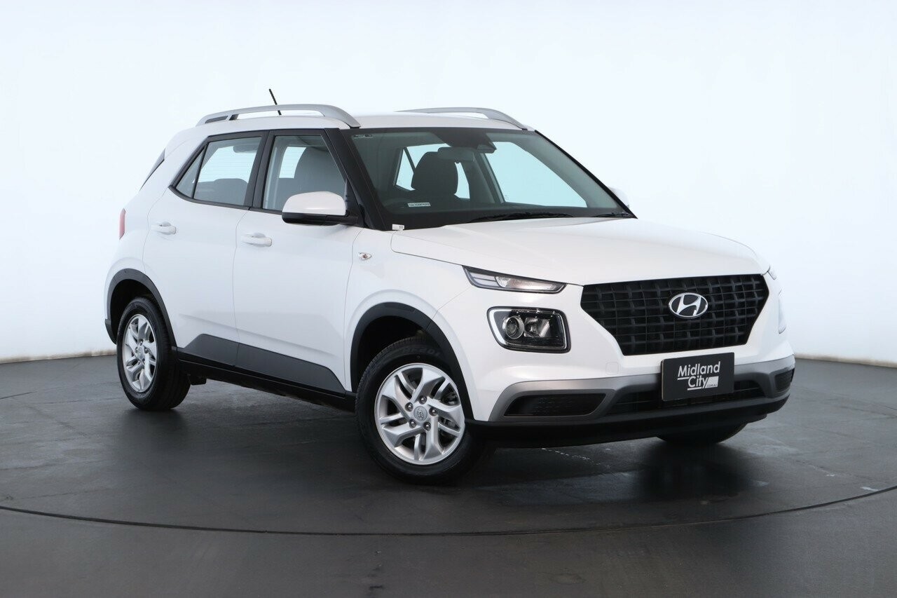 Hyundai Venue image 1