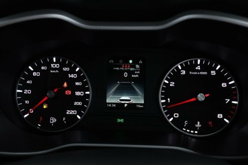 https://vehicle-cdn.autoleague.cloud/30351_61038406_14.jpg