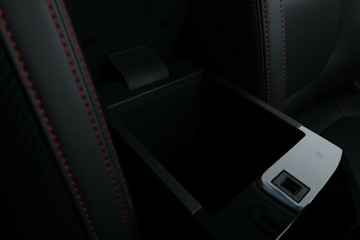 https://vehicle-cdn.autoleague.cloud/30351_61038406_20.jpg