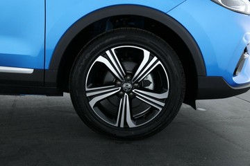 https://vehicle-cdn.autoleague.cloud/30351_61038406_6.jpg