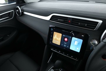 https://vehicle-cdn.autoleague.cloud/30351_61038411_21.jpg