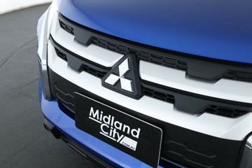 https://vehicle-cdn.autoleague.cloud/30351_61038508_8.jpg