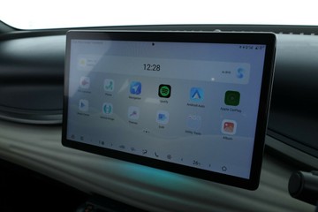 https://vehicle-cdn.autoleague.cloud/30351_61038576_21.jpg