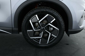 https://vehicle-cdn.autoleague.cloud/30351_61038576_3.jpg