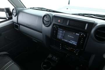 https://vehicle-cdn.autoleague.cloud/30351_61038649_24.jpg