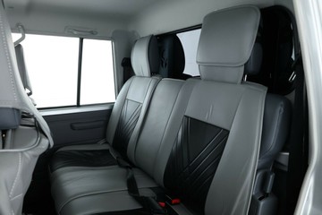https://vehicle-cdn.autoleague.cloud/30351_61038649_35.jpg