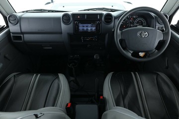 https://vehicle-cdn.autoleague.cloud/30351_61038649_36.jpg