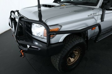 https://vehicle-cdn.autoleague.cloud/30351_61038649_9.jpg