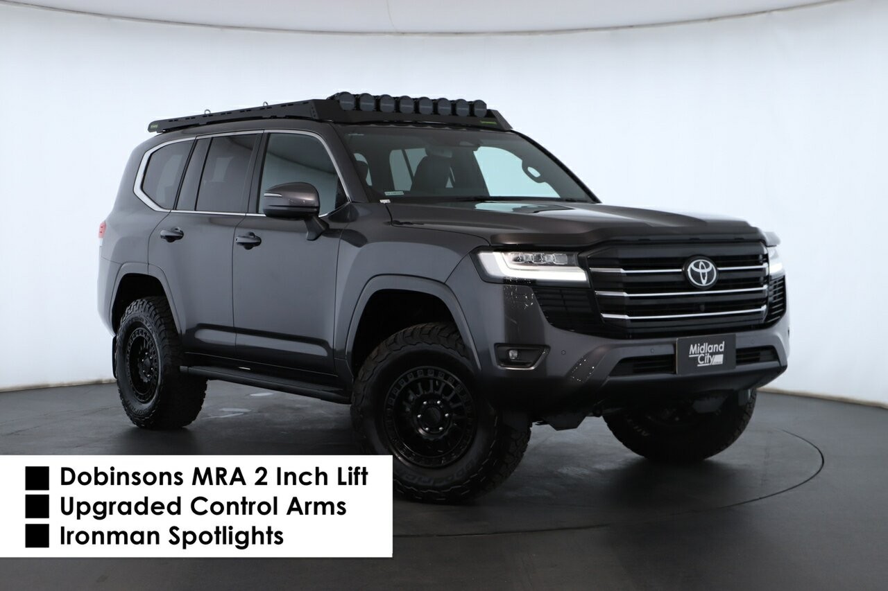 Toyota Landcruiser image 1