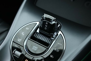 https://vehicle-cdn.autoleague.cloud/30351_61038692_22.jpg