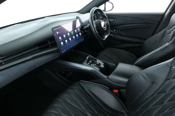 https://vehicle-cdn.autoleague.cloud/30351_61038692_27.jpg