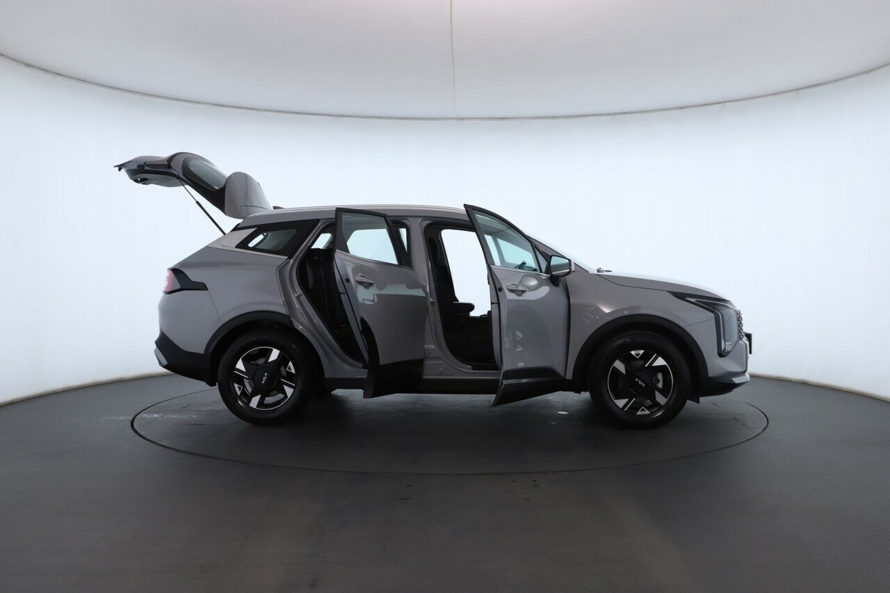Kia Sportage image 2