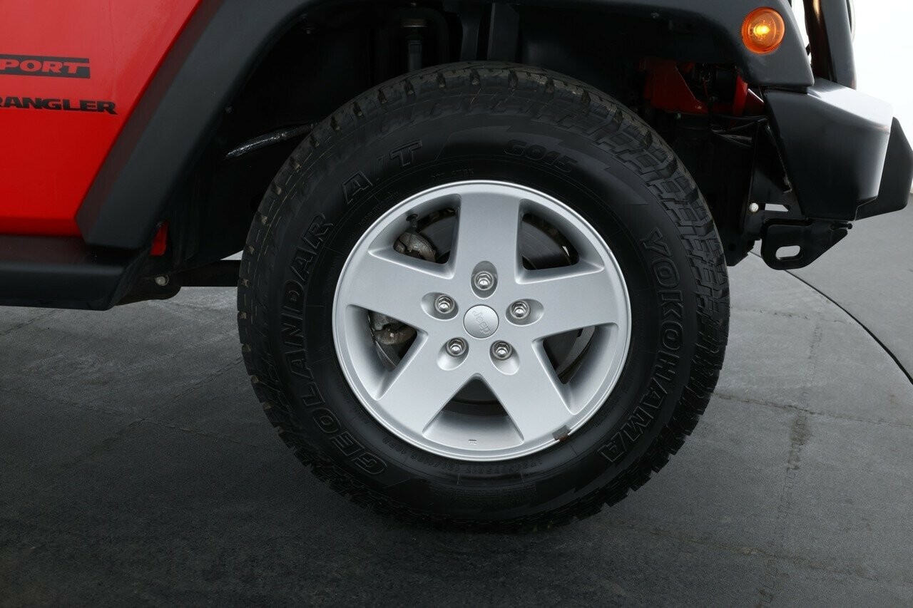 Jeep Wrangler image 3