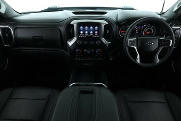 https://vehicle-cdn.autoleague.cloud/30351_61038731_33.jpg