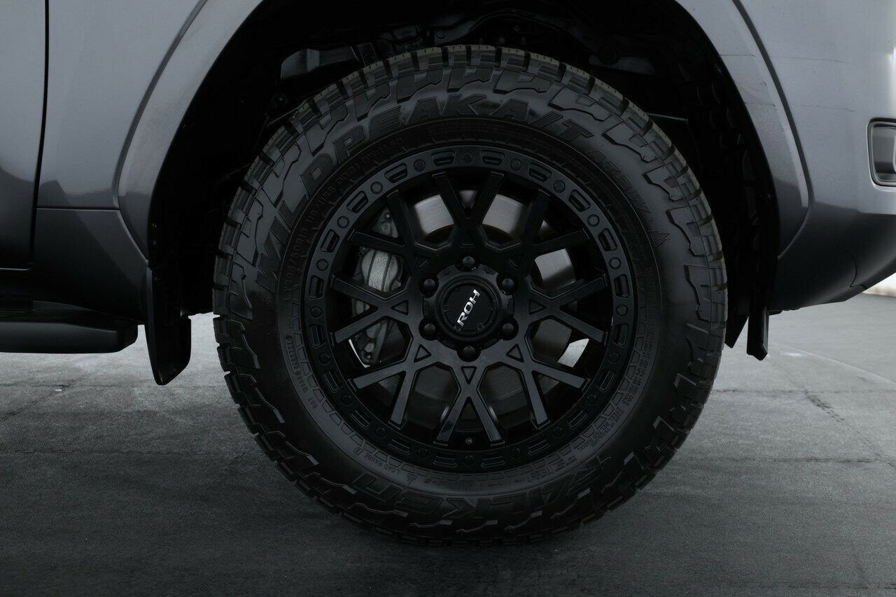 Toyota Landcruiser image 4
