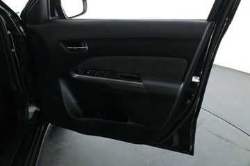 https://vehicle-cdn.autoleague.cloud/30351_61038836_17.jpg