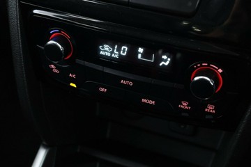 https://vehicle-cdn.autoleague.cloud/30351_61038836_24.jpg