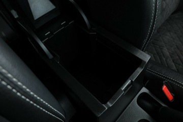 https://vehicle-cdn.autoleague.cloud/30351_61038836_29.jpg