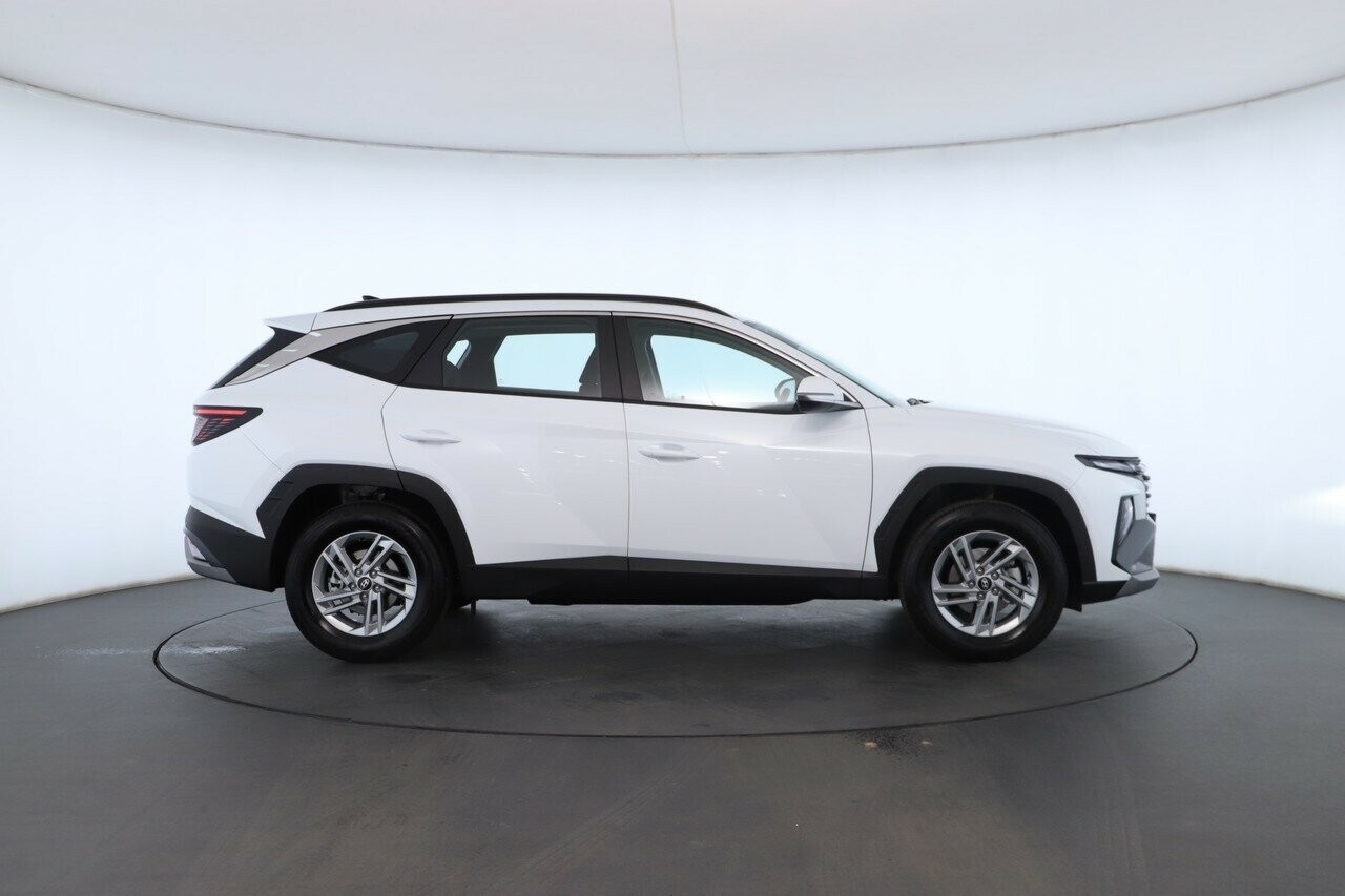 Hyundai Tucson image 2