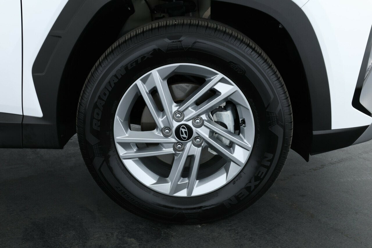 Hyundai Tucson image 3