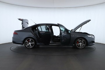 https://vehicle-cdn.autoleague.cloud/30351_61038872_2.jpg