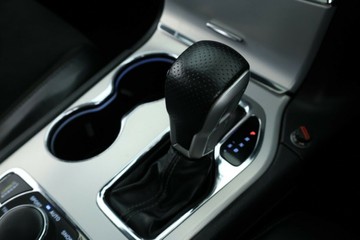 https://vehicle-cdn.autoleague.cloud/30351_61038902_28.jpg