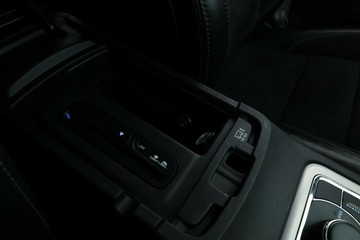https://vehicle-cdn.autoleague.cloud/30351_61038902_31.jpg