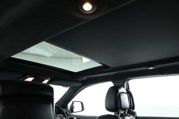 https://vehicle-cdn.autoleague.cloud/30351_61038902_36.jpg