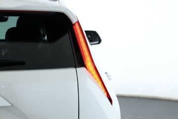 https://vehicle-cdn.autoleague.cloud/30351_61038935_15.jpg