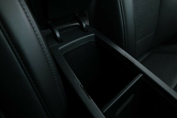 https://vehicle-cdn.autoleague.cloud/30351_61038935_30.jpg