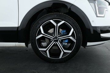 https://vehicle-cdn.autoleague.cloud/30351_61038935_4.jpg
