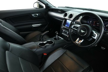 https://vehicle-cdn.autoleague.cloud/30351_61038939_18.jpg