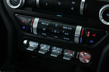 https://vehicle-cdn.autoleague.cloud/30351_61038939_26.jpg