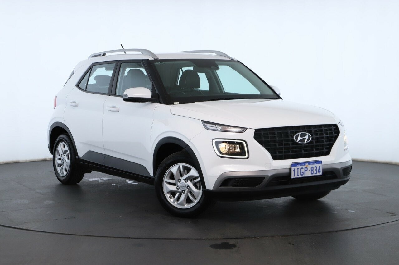 Hyundai Venue image 1