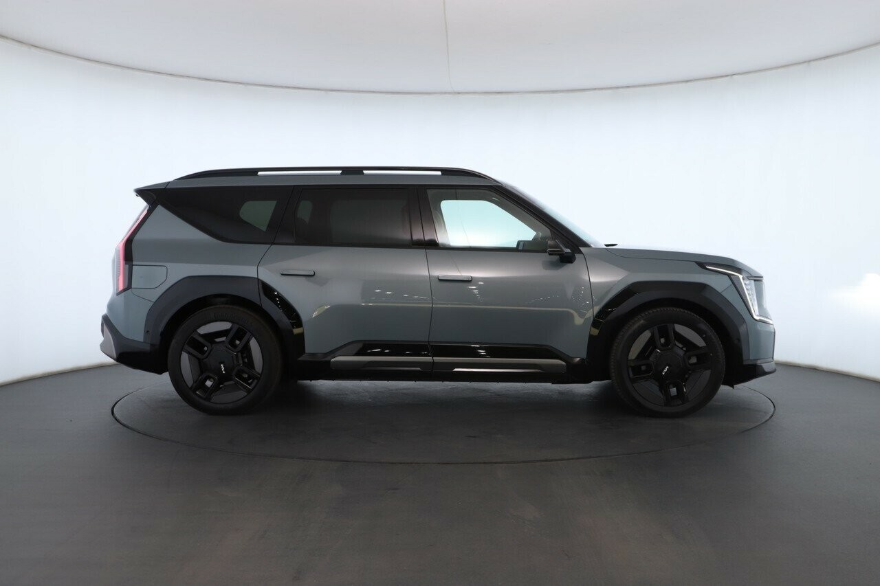 Kia Ev9 image 3