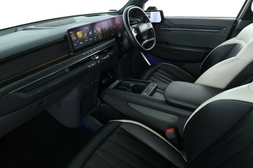 https://vehicle-cdn.autoleague.cloud/30351_61039059_32.jpg