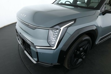 https://vehicle-cdn.autoleague.cloud/30351_61039059_9.jpg