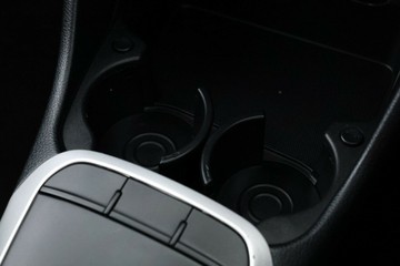 https://vehicle-cdn.autoleague.cloud/30351_61039076_29.jpg