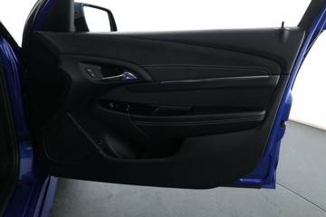 https://vehicle-cdn.autoleague.cloud/30351_61039085_15.jpg