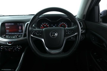 https://vehicle-cdn.autoleague.cloud/30351_61039085_18.jpg